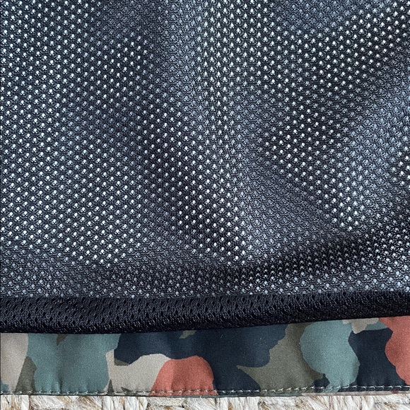 Eddie Baur Packable Camouflage Rainfoil Jacket, Small - Picture 4 of 13